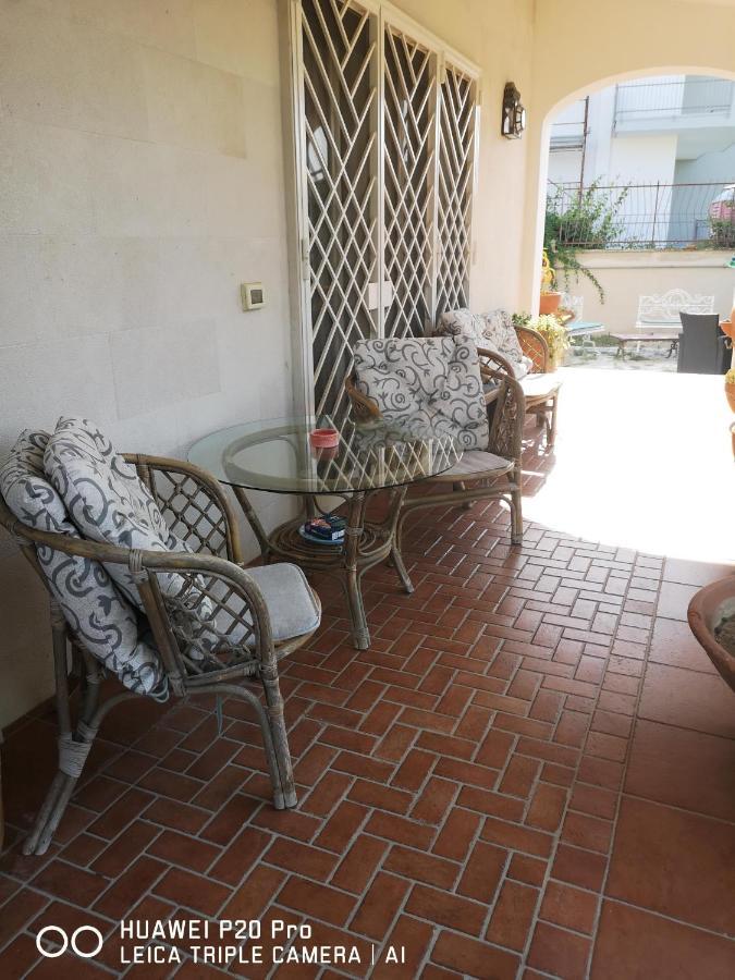 Bnb Villa Lucia Барі Екстер'єр фото