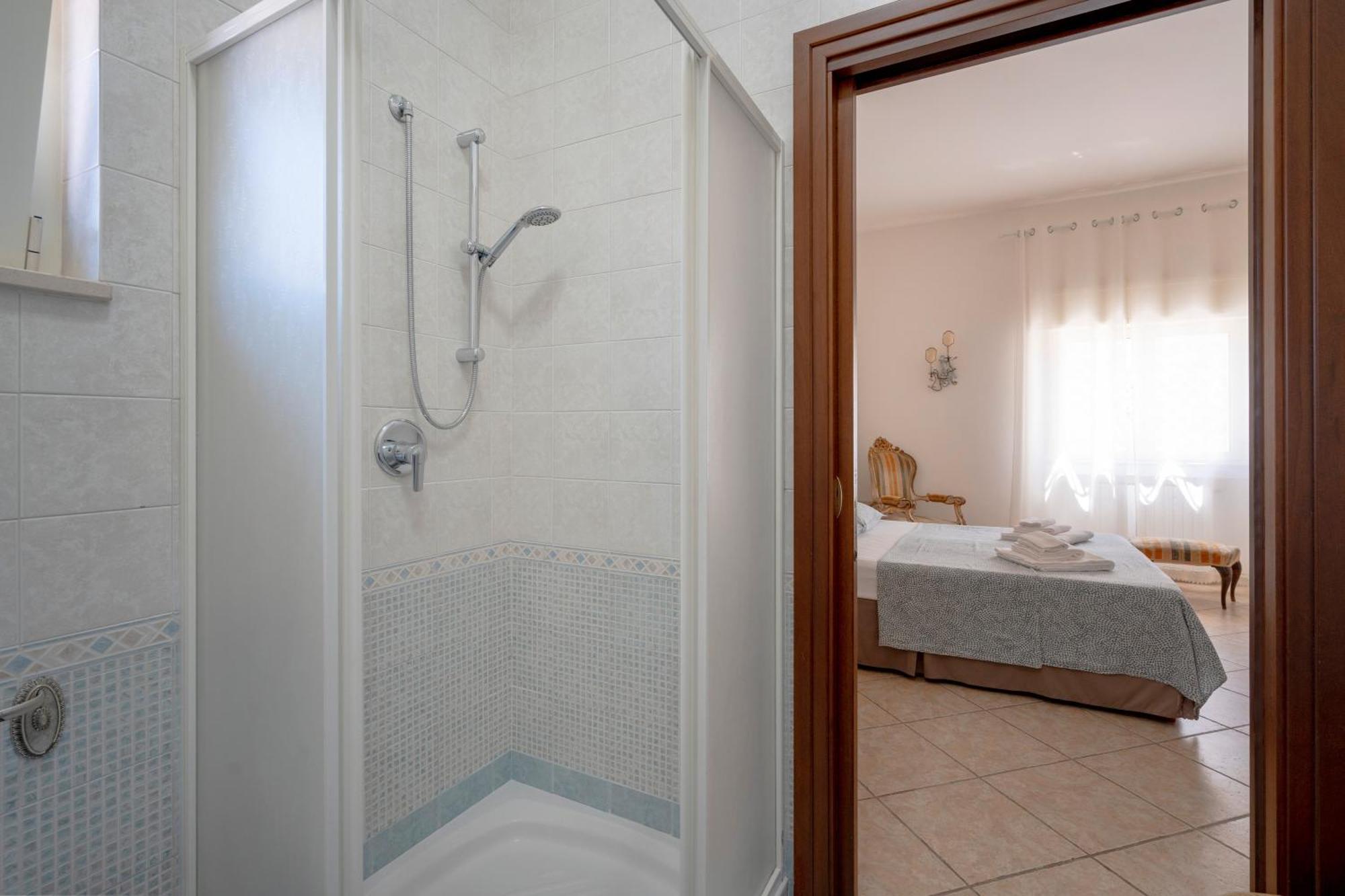Bnb Villa Lucia Барі Екстер'єр фото
