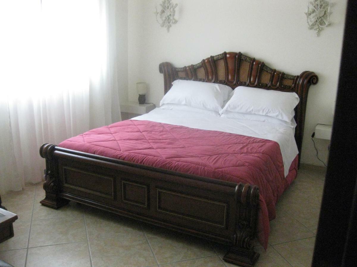 Bnb Villa Lucia Барі Екстер'єр фото