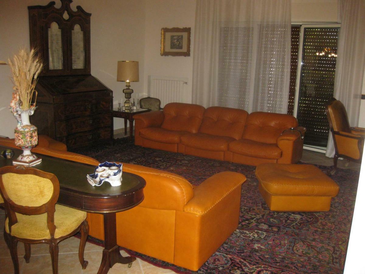 Bnb Villa Lucia Барі Екстер'єр фото