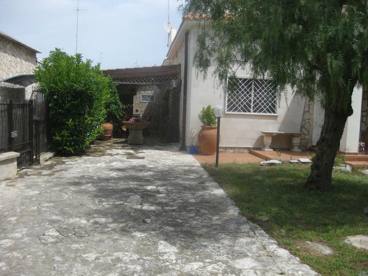 Bnb Villa Lucia Барі Екстер'єр фото