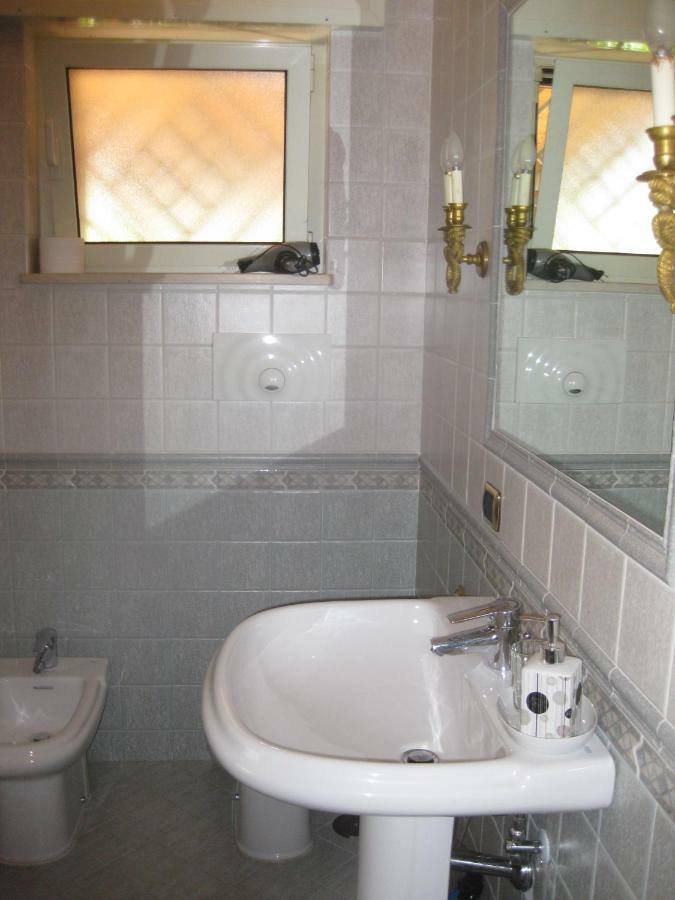 Bnb Villa Lucia Барі Екстер'єр фото